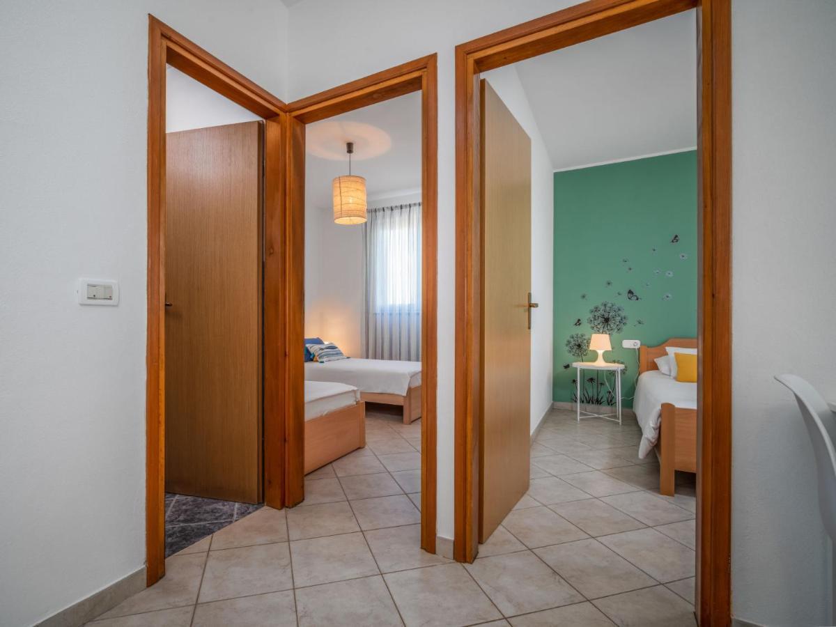Apartment Fiore-1 By Interhome Gedići Екстериор снимка
